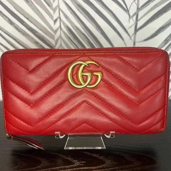🔥 GUCCI
Calfskin GG Marmont Zip Around Wallet Hibiscus Red - Picture 4 of 14
